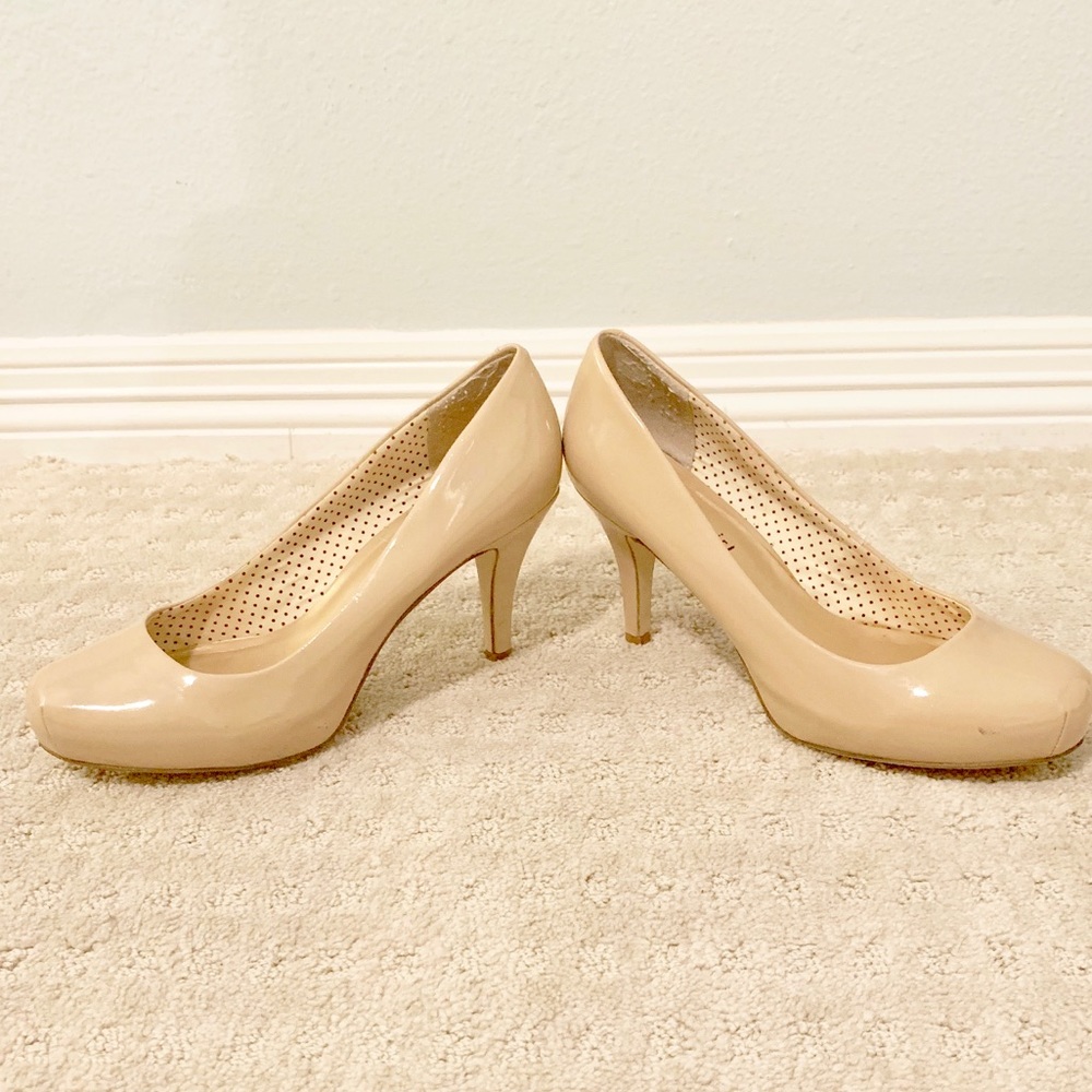 Madden Girl Getta Pumps Nude Beige Heels